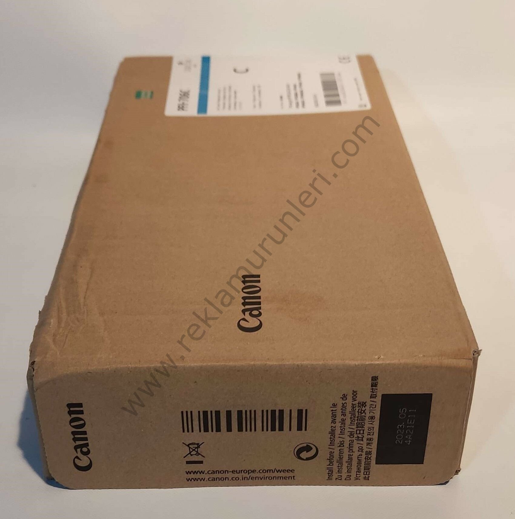 Canon PFI 706C Cyan Kartuş 700ml 2023 Tarihli