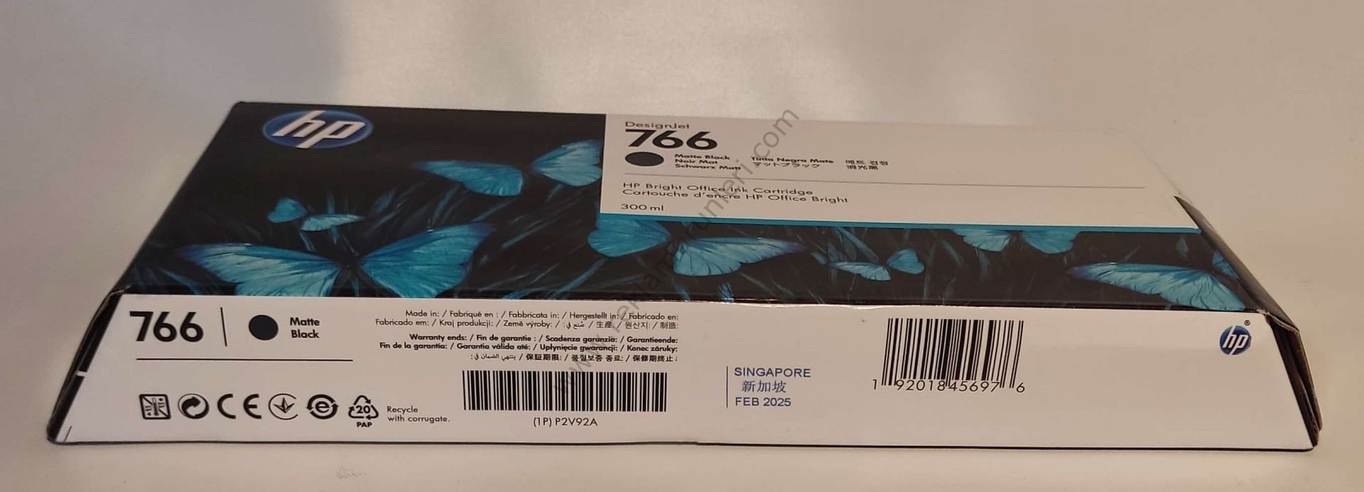 HP P2V92A Matte Black Kartuş 300ml 2025 Tarihli