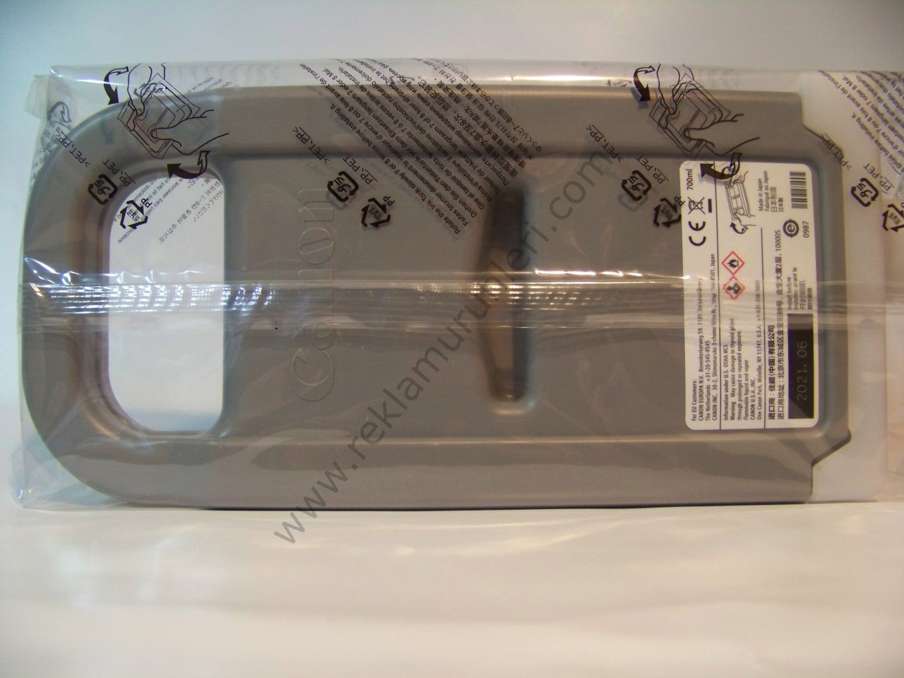 Canon PFI 703C Cyan Kartuş 700ml 2021 Tarihli